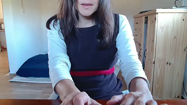 Missforever online show from 05/10/26, 07:19