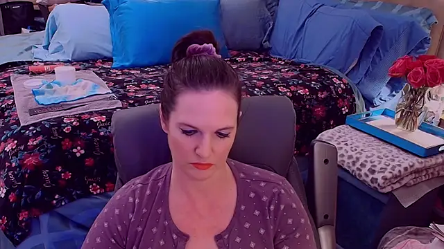 ninajaymes online show from 10/03/25, 11:13