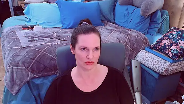 ninajaymes online show from 02/03/26, 06:40