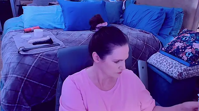 ninajaymes online show from 04/10/26, 10:09