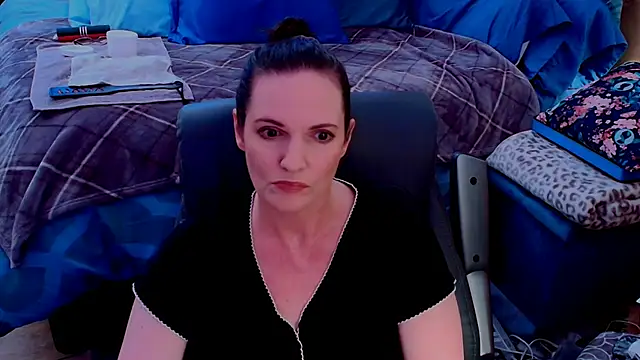 ninajaymes online show from 07/06/26, 07:05