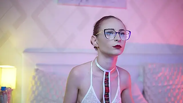 Snapshot of SaraiAngel chatting on 09/20/25, 08:54 SaraiAngel online show from 09/20/25, 08:54