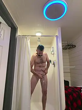 Snapshot of Longdongsilver_323 chatting on 11/08/25, 01:50 Longdongsilver 323 online show from 11/08/25, 01:50