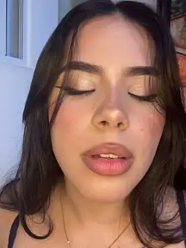 Snapshot of SuperNovaXOX chatting on 09/14/25, 03:27 SuperNovaXOX online show from 09/14/25, 03:27