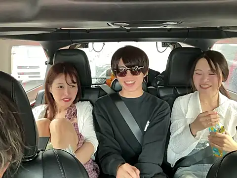 Snapshot of Nakadashi-kun chatting on 10/11/25, 04:33 Nakadashi-kun online show from 10/11/25, 04:33