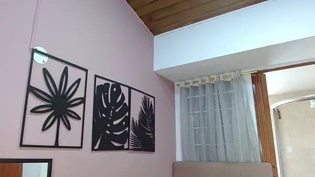 amara rousse1 online show from 12/18/25, 12:55