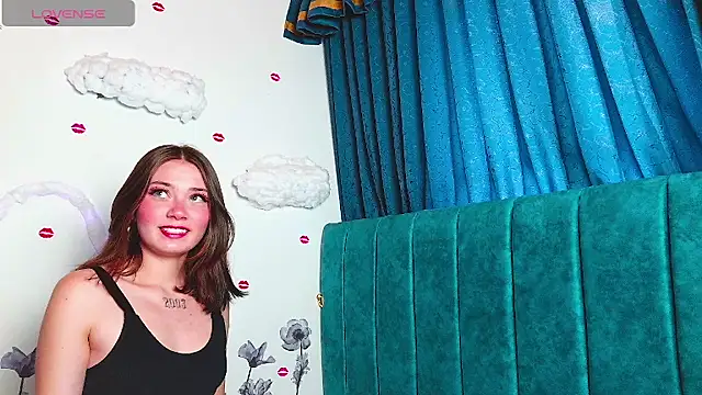 Snapshot of MilaFyre chatting on 09/18/25, 04:42 MilaFyre online show from 09/18/25, 04:42