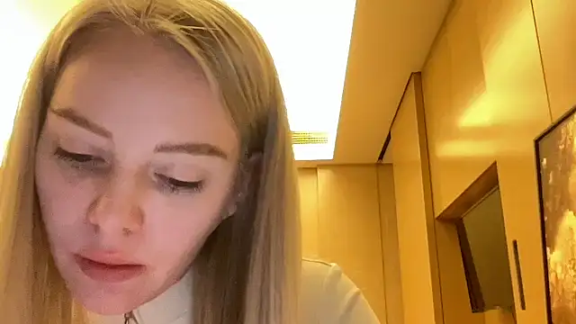 Nyssix online show from 11/27/25, 06:10