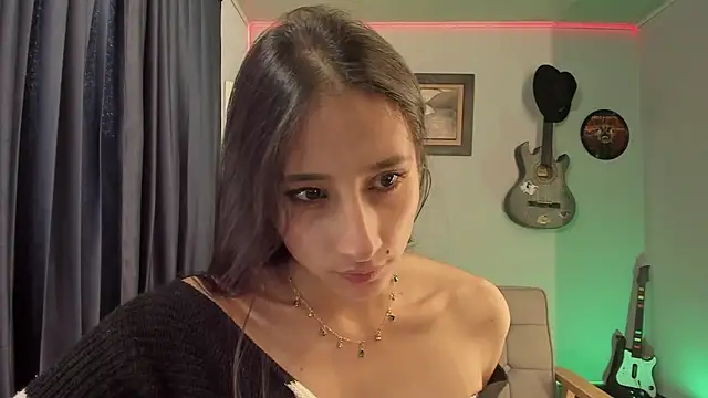 Snapshot of XxnikolayxX chatting on 09/17/25, 10:00 XxnikolayxX online show from 09/17/25, 10:00