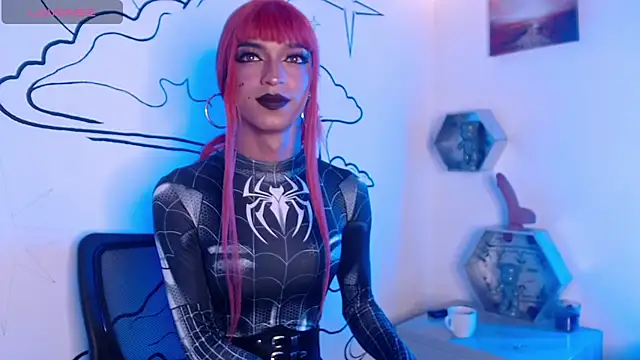 Trinity Knox online show from 10/31/25, 04:19