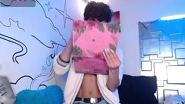 Trinity Knox online show from 11/22/25, 04:28