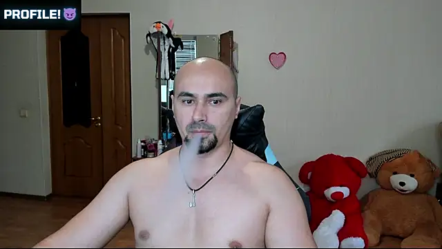 Snapshot of Gri_SH chatting on 10/17/25, 11:57 Gri SH online show from 10/17/25, 11:57