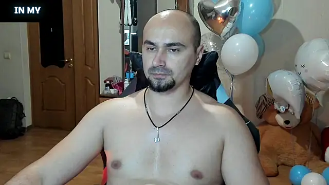 Snapshot of Gri_SH chatting on 10/26/25, 07:20 Gri SH online show from 10/26/25, 07:20