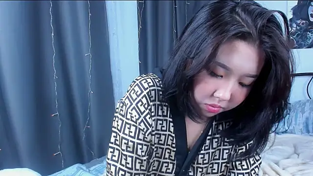 Snapshot of cutieskygirl_ chatting on 09/13/25, 05:57 cutieskygirl online show from 09/13/25, 05:57