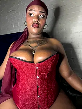 QUEEN NOBUHLE 777 online show from 10/18/25, 07:47