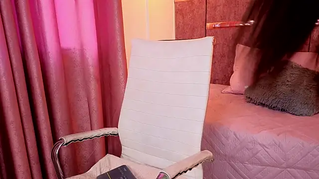 1Anya online show from 09/25/25, 08:34