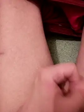 Snapshot of boytwink7 chatting on 12/13/25, 10:37 boytwink7 online show from 12/13/25, 10:37