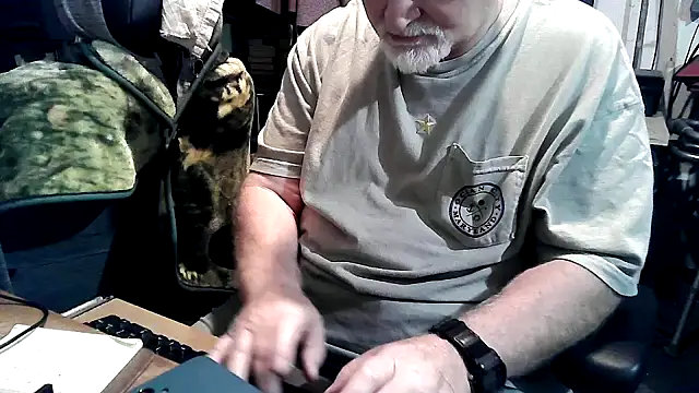 georgew62 online show from 09/18/25, 02:35