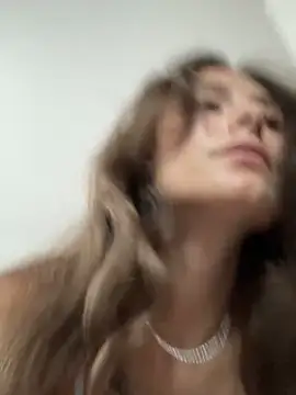 SophiiaStarr online show from 09/19/25, 04:29