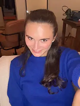 SophiiaStarr online show from 09/27/25, 07:52