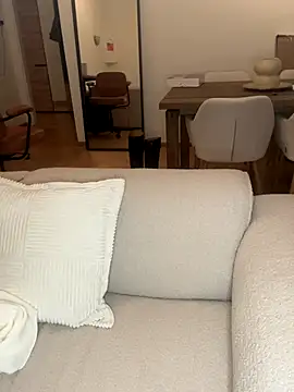 SophiiaStarr online show from 10/10/25, 04:28