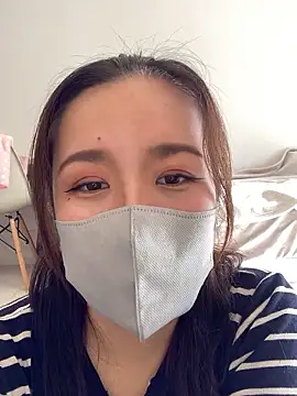 Snapshot of NATSUMI00 chatting on 09/30/25, 05:34 NATSUMI00 online show from 09/30/25, 05:34