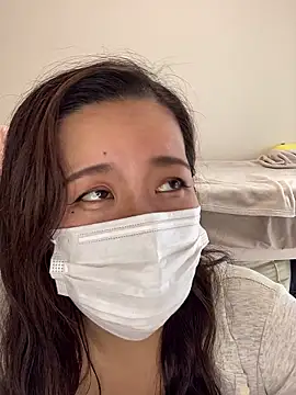 Snapshot of NATSUMI00 chatting on 10/02/25, 05:36 NATSUMI00 online show from 10/02/25, 05:36