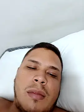 Alexboy022025 online show from 09/19/25, 10:32