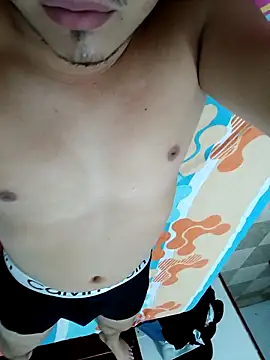 Alexboy022025 online show from 09/22/25, 10:12