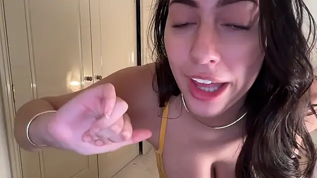sieeena online show from 06/08/26, 01:28