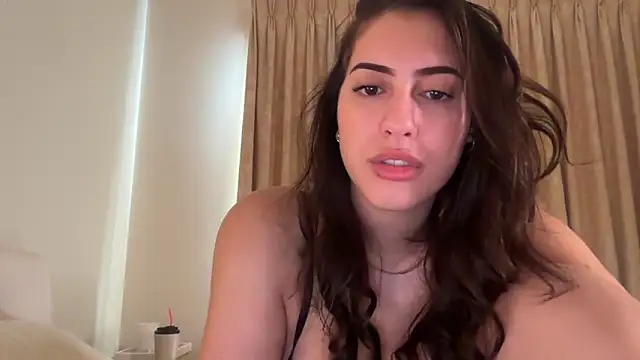 sieeena online show from 06/11/26, 02:53