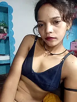 Snapshot of Bebby_Doll chatting on 09/11/25, 04:01 Bebby Doll online show from 09/11/25, 04:01