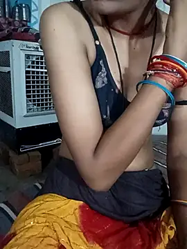 Snapshot of Bebby_Doll chatting on 10/02/25, 03:57 Bebby Doll online show from 10/02/25, 03:57