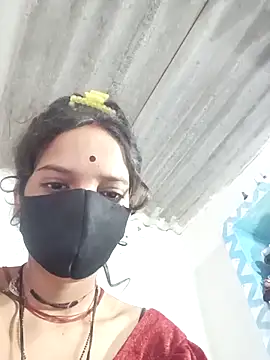 Snapshot of Bebby_Doll chatting on 10/27/25, 04:16 Bebby Doll online show from 10/27/25, 04:16