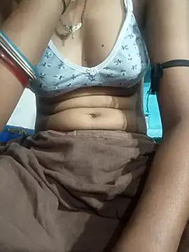 Snapshot of Bebby_Doll chatting on 11/13/25, 04:11 Bebby Doll online show from 11/13/25, 04:11