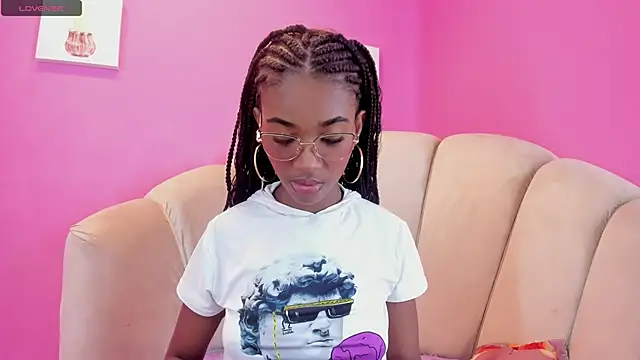 MarianRosse online show from 09/28/25, 08:25