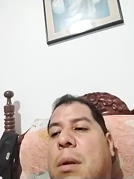 Snapshot of latinblack16 chatting on 12/04/25, 03:16 latinblack16 online show from 12/04/25, 03:16