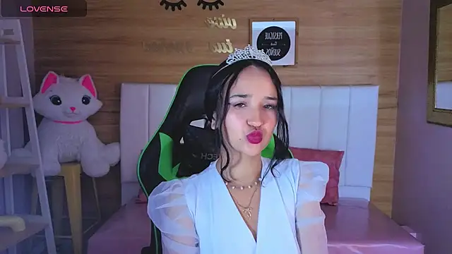 bella vibess s online show from 03/13/26, 12:45