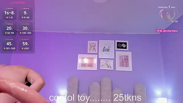 Snapshot of lucrecia_sucker chatting on 10/03/25, 07:22 lucrecia sucker online show from 10/03/25, 07:22