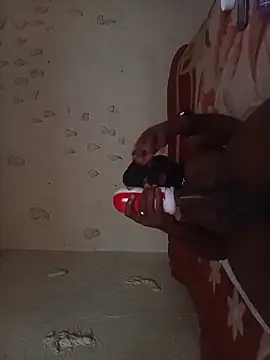 Snapshot of Pondo10 chatting on 11/19/25, 01:44 Pondo10 online show from 11/19/25, 01:44