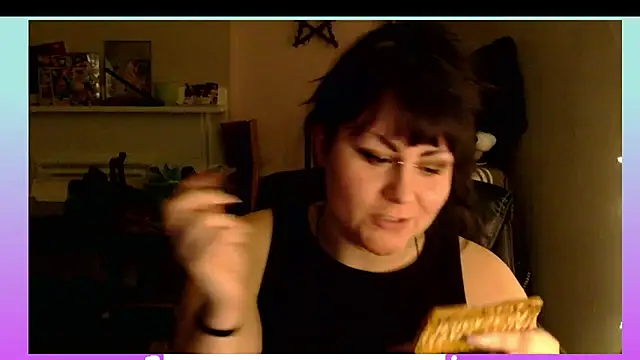 PeakoBunny online show from 11/16/25, 10:59