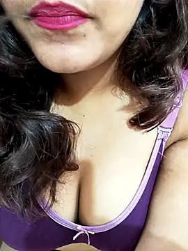 Snapshot of Sexiest_Nataliya chatting on 10/07/25, 07:38 Sexiest Nataliya online show from 10/07/25, 07:38