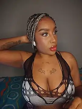 Queen Amara online show from 06/07/26, 04:38