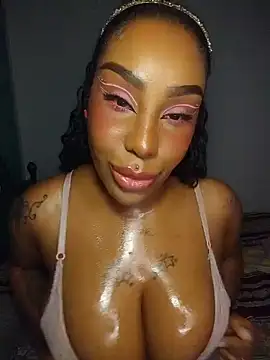 Queen Amara online show from 07/21/26, 04:26