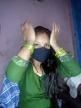 Komal-Rajput online show from 01/14/26, 12:44