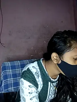 Komal-Rajput online show from 01/15/26, 03:38