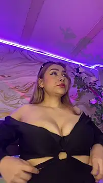 Valeryfox01  online show from 11/27/25, 08:38