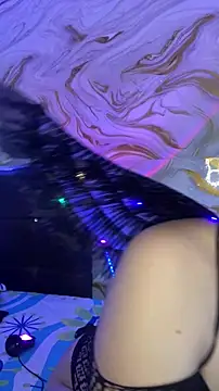 Valeryfox01  online show from 12/04/25, 08:01