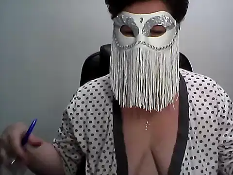 EllaLove2277 online show from 06/29/26, 01:55