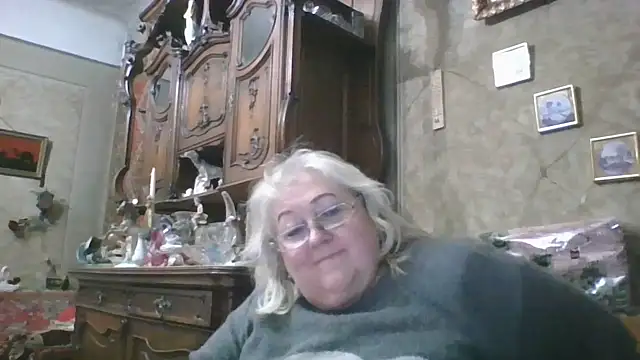 Lala-Love56 online show from 09/28/25, 06:57